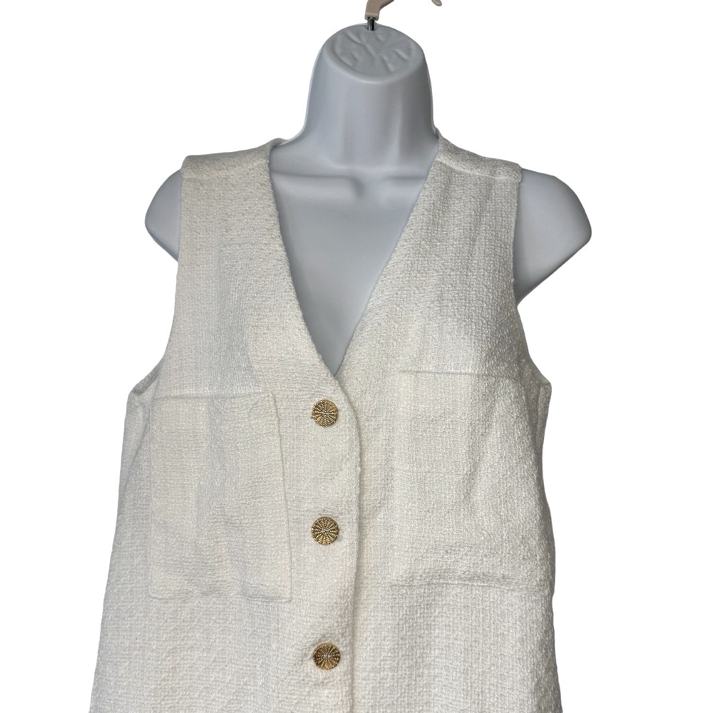 Tuckernuck NEW White Textured Tweed V Neck Myla Minimalist Romper - Picture 5 of 10